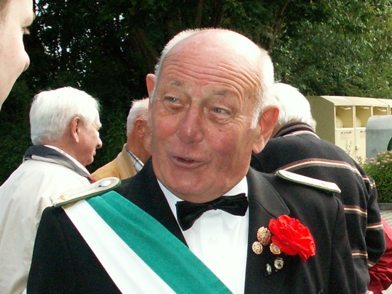 Klaus R.