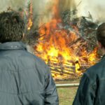 2007 k2 osterfeuer osterhase 23 20091118