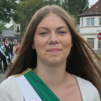 Jugendkönigin Marie Hölscher (14-16 J.)