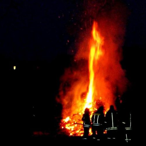 2013 Osterfeuer der Zwoten